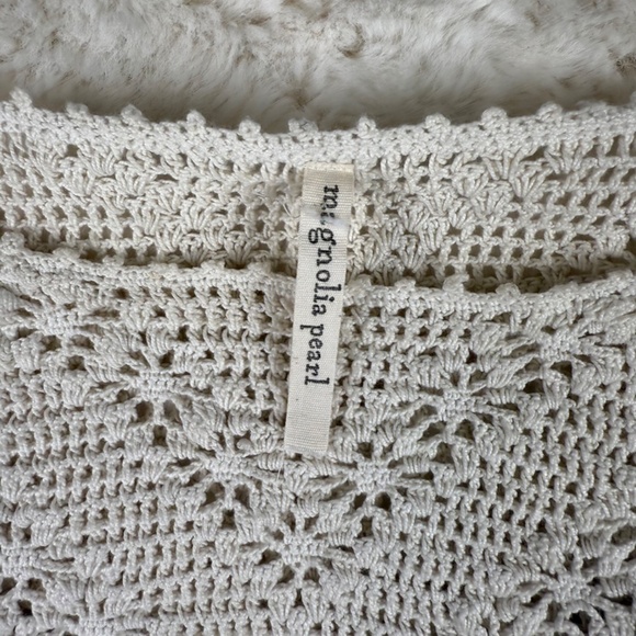 Magnolia Pearl Women's Eyelet Crochet Sweater Blouse One Size Fits Most - Picture 4 of 10